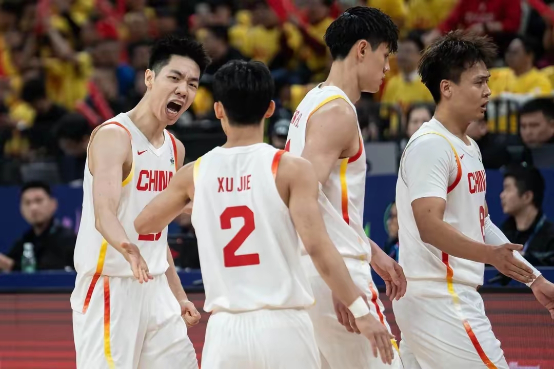 球盟会官方网站-山东男篮30分大胜北控