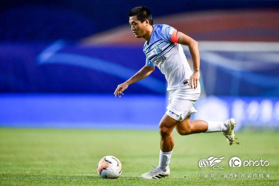 球盟会官网-韩国足球中锋